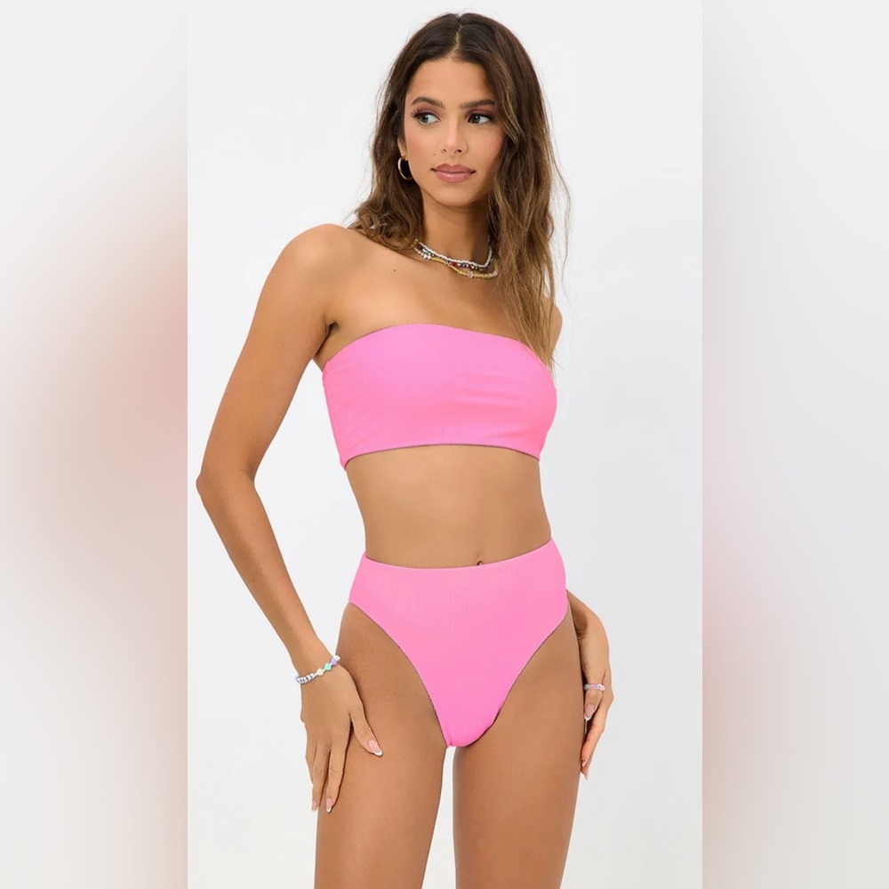 Frankie’s Bikini’s Jenna Ribbed Bandeau Bikini Top in Cherub (Pink) sz S